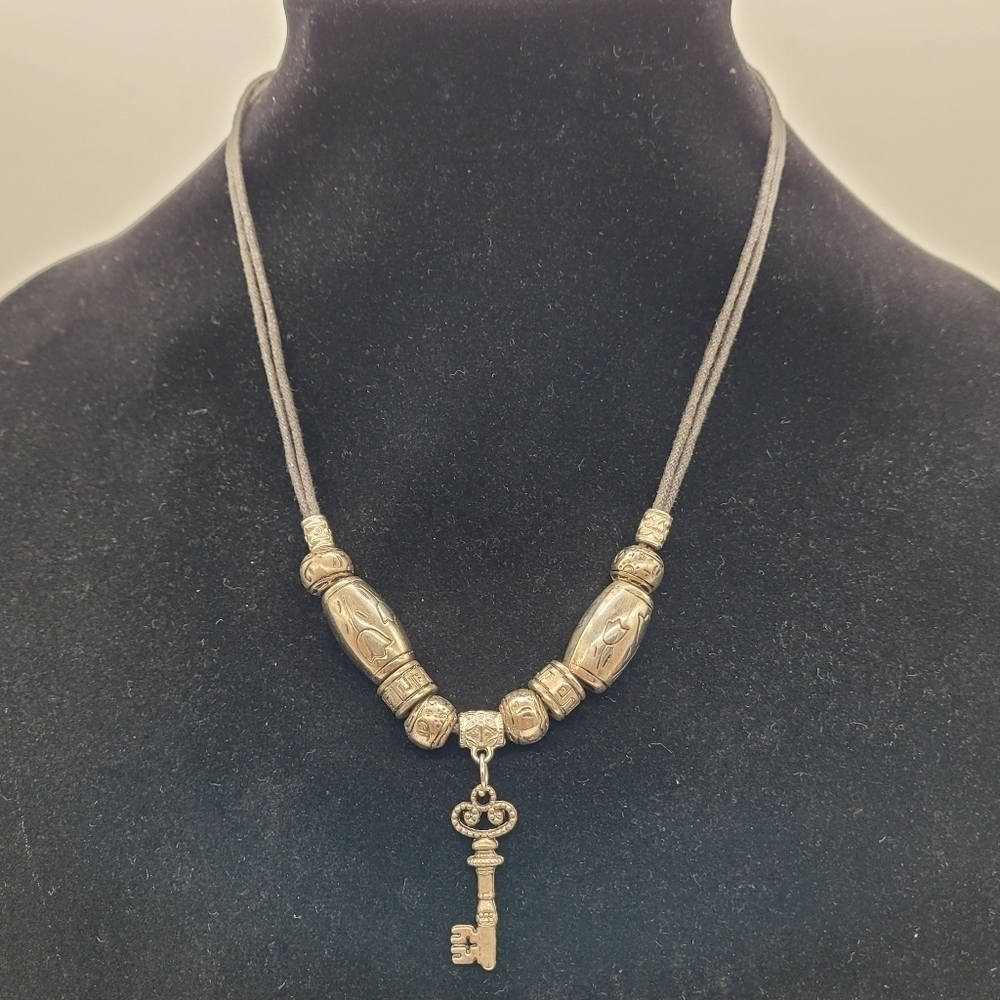 Antique Vintage Look Rope Charm Necklace​​​